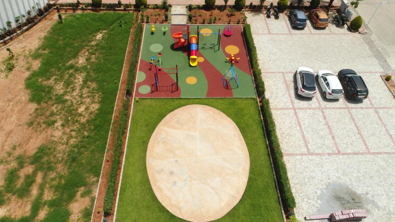 Vrr Astoria Hotel & Convention Center Jigani المظهر الخارجي الصورة