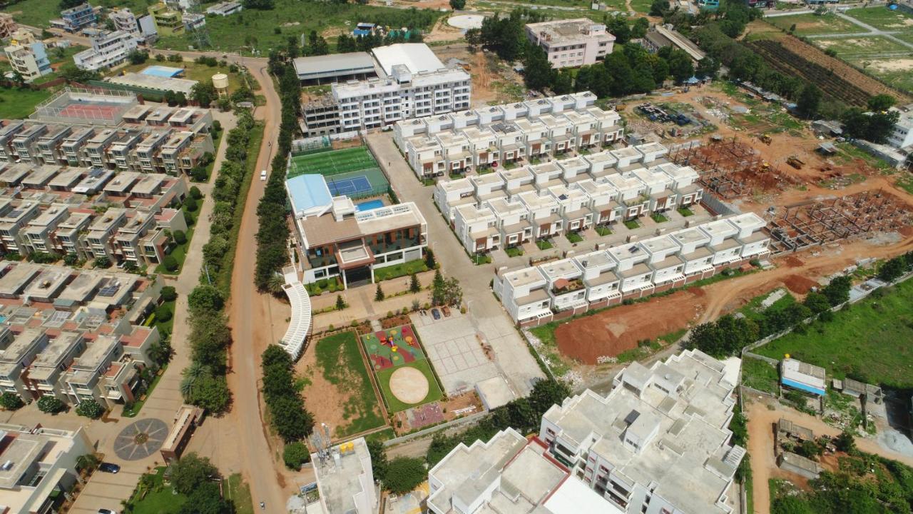 Vrr Astoria Hotel & Convention Center Jigani المظهر الخارجي الصورة