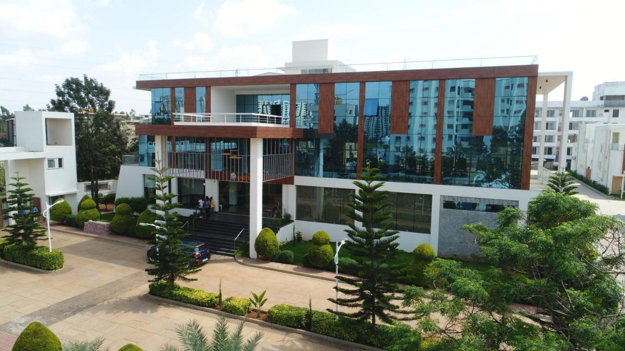 Vrr Astoria Hotel & Convention Center Jigani المظهر الخارجي الصورة
