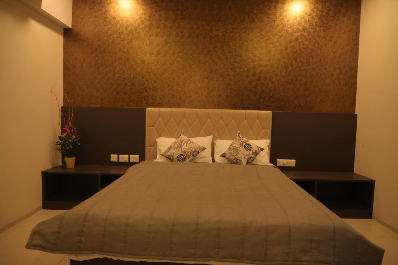 Vrr Astoria Hotel & Convention Center Jigani المظهر الخارجي الصورة
