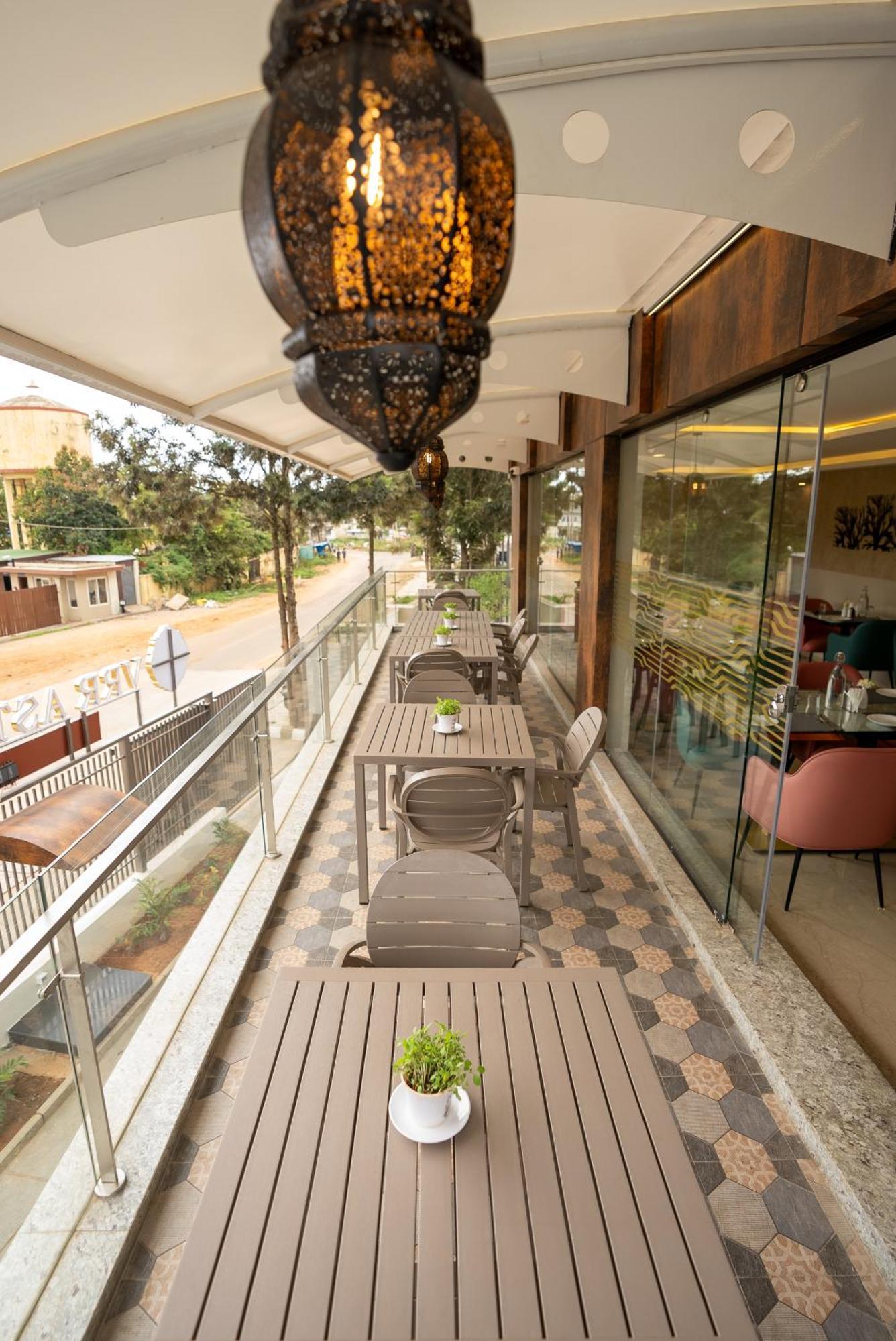 Vrr Astoria Hotel & Convention Center Jigani المظهر الخارجي الصورة