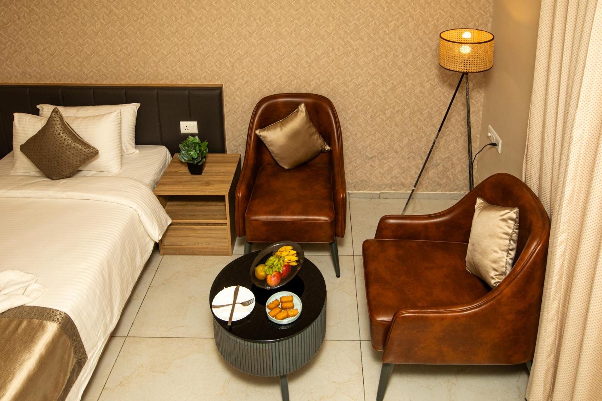Vrr Astoria Hotel & Convention Center Jigani المظهر الخارجي الصورة